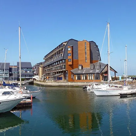 Daire Les Marinas-9 By Interhome