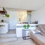 Les Marinas-9 By Interhome