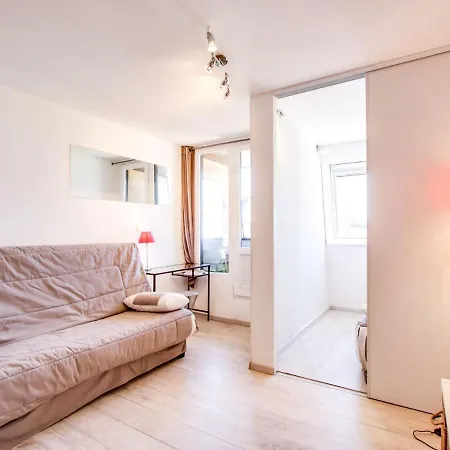 Apartment Les Marinas-9 By Interhome