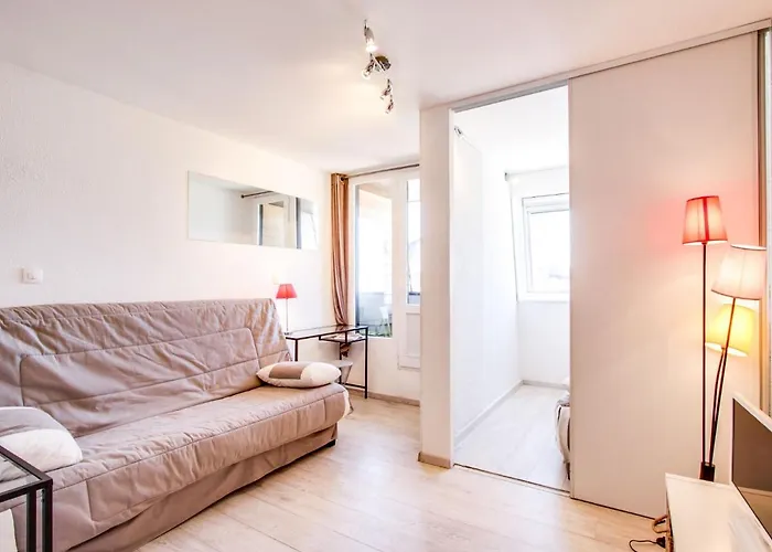 Apartment Les Marinas-9 By Interhome